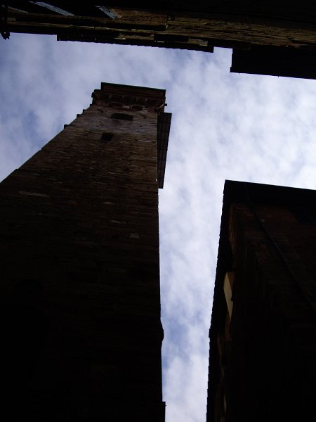 lucques tour horloge01.jpg